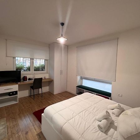 Grand Park & Bllok Area Rooms Тирана Экстерьер фото