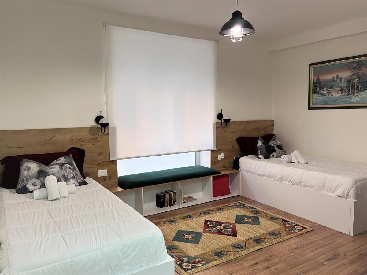 Grand Park & Bllok Area Rooms Тирана Экстерьер фото